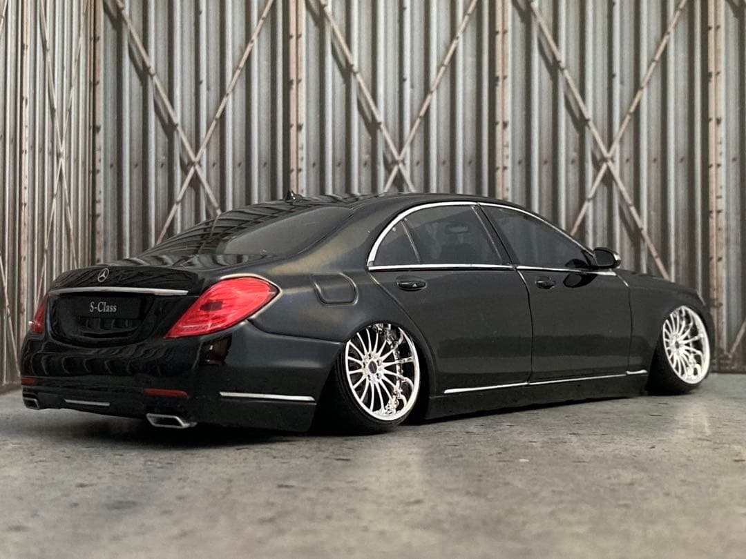 1/24 メルセデスベンツSクラス黒（カスタム品）