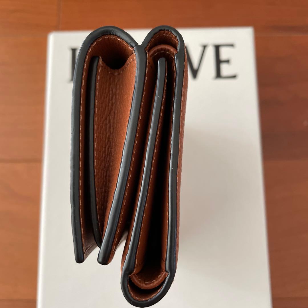 LOEWE ロエベ アナグラム トライフォールド 財布 ブラウン　三つ折り財布