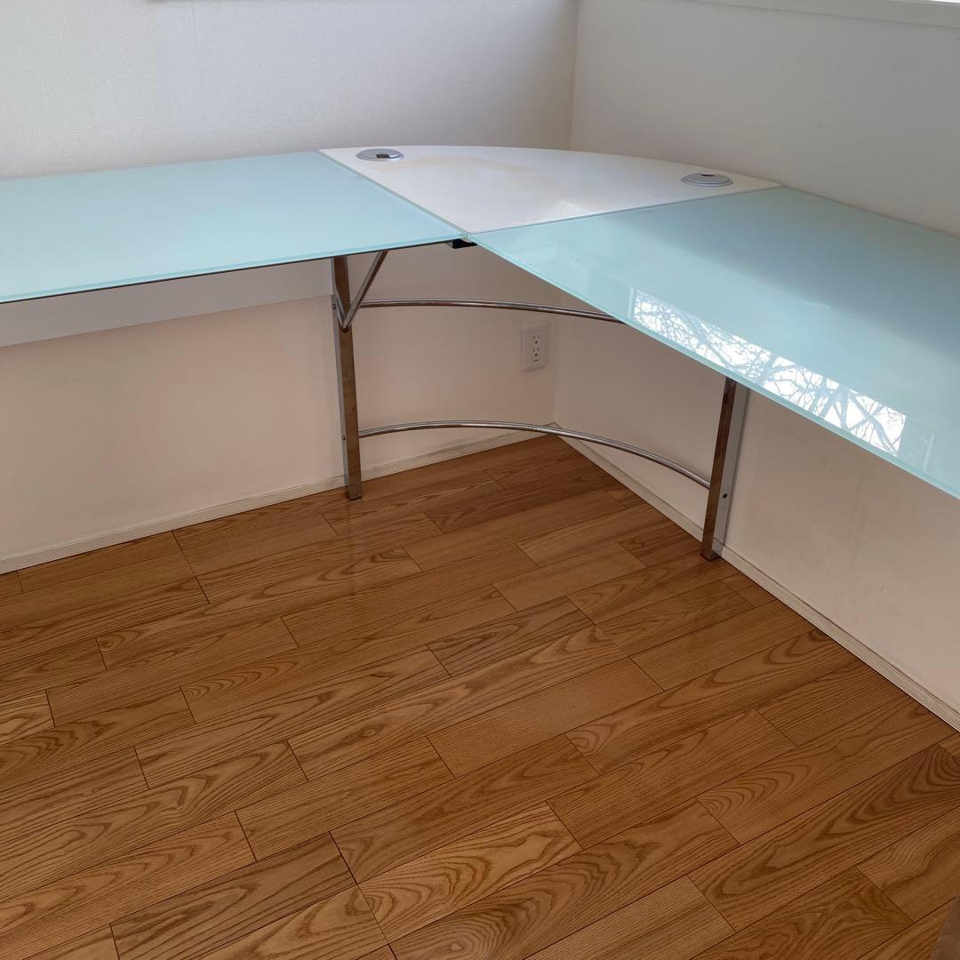 L字型ガラスデスク