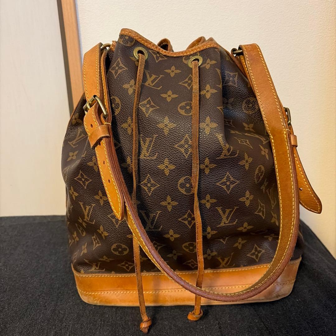 LOUIS VUITTON ルイヴィトン モノグラム 巾着