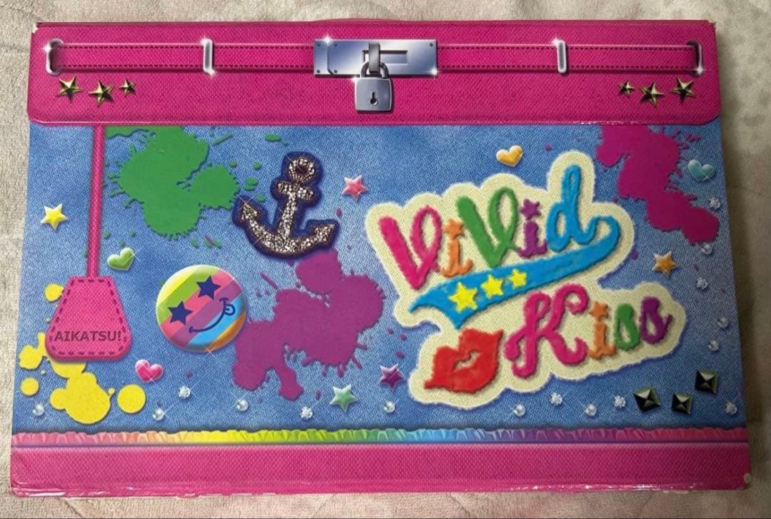 アイカツ アイカツカード 約115枚まとめ売り ビビットキス カードホルダー