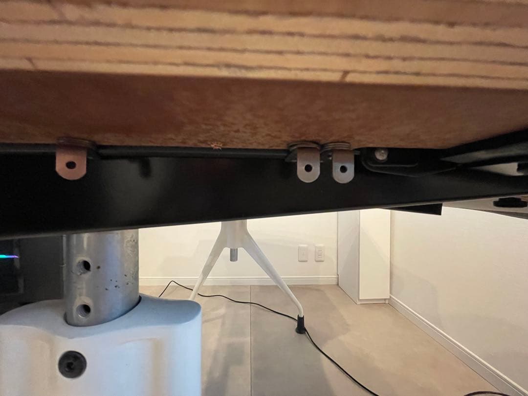 エンペロップデスク ハーマンミラー