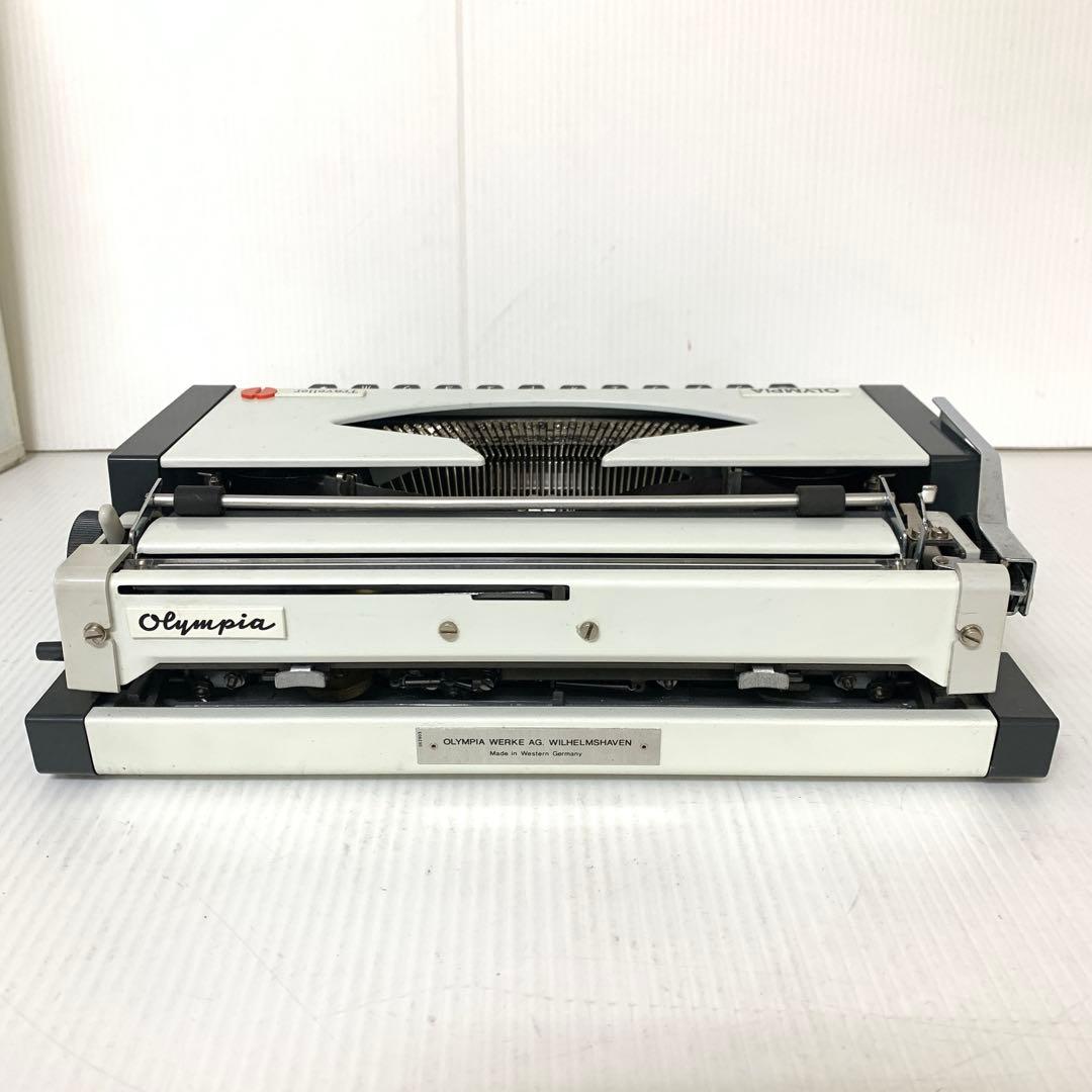 【未使用保管品】　タイプライター　OLYMPIA M70411-1