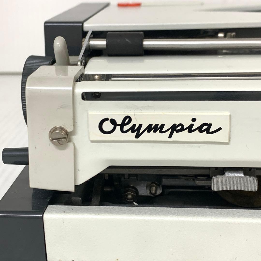 【未使用保管品】　タイプライター　OLYMPIA M70411-1