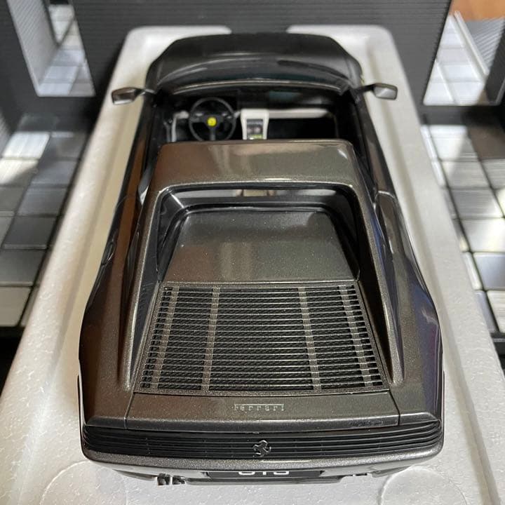 未展示品　GT SPIRIT 1/18 フェラーリ 348 GTS グレー