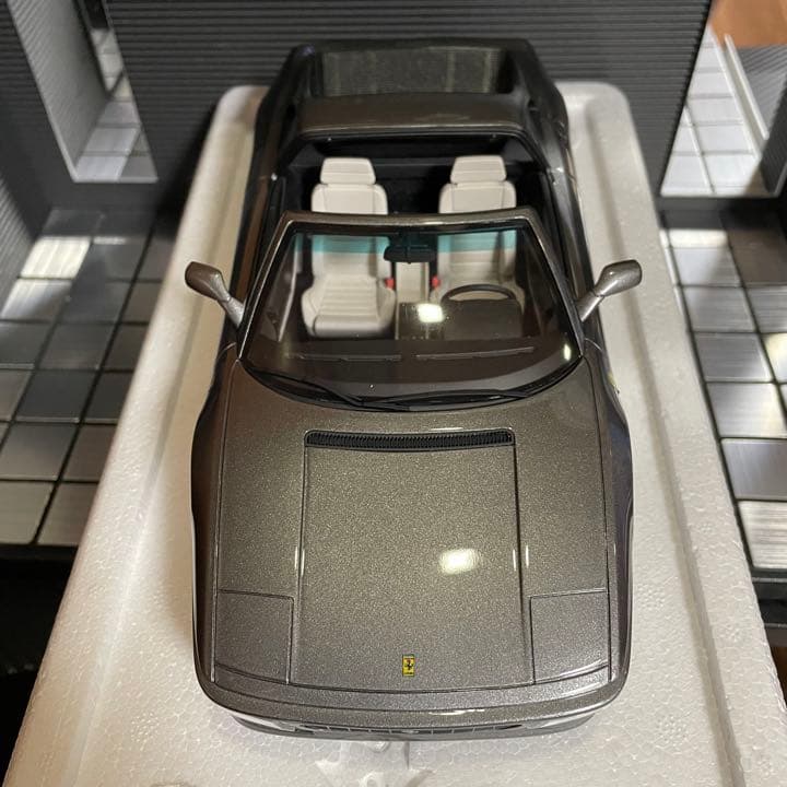 未展示品　GT SPIRIT 1/18 フェラーリ 348 GTS グレー