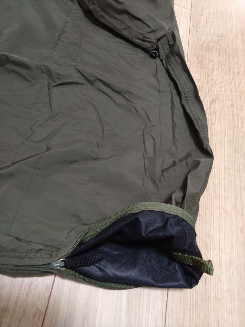 遮光ポンチョ　空挺ポンチョプロモンテ PUROMONTE アンアクター