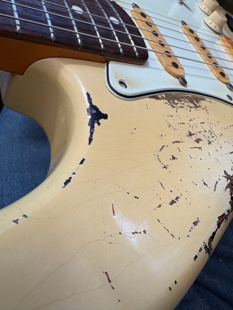 Component custom Stratocaster フルエイジド