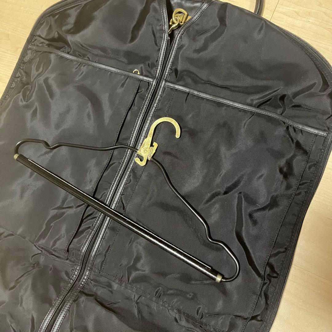 COACH コーチのレザー ガーメントバッグ 黒