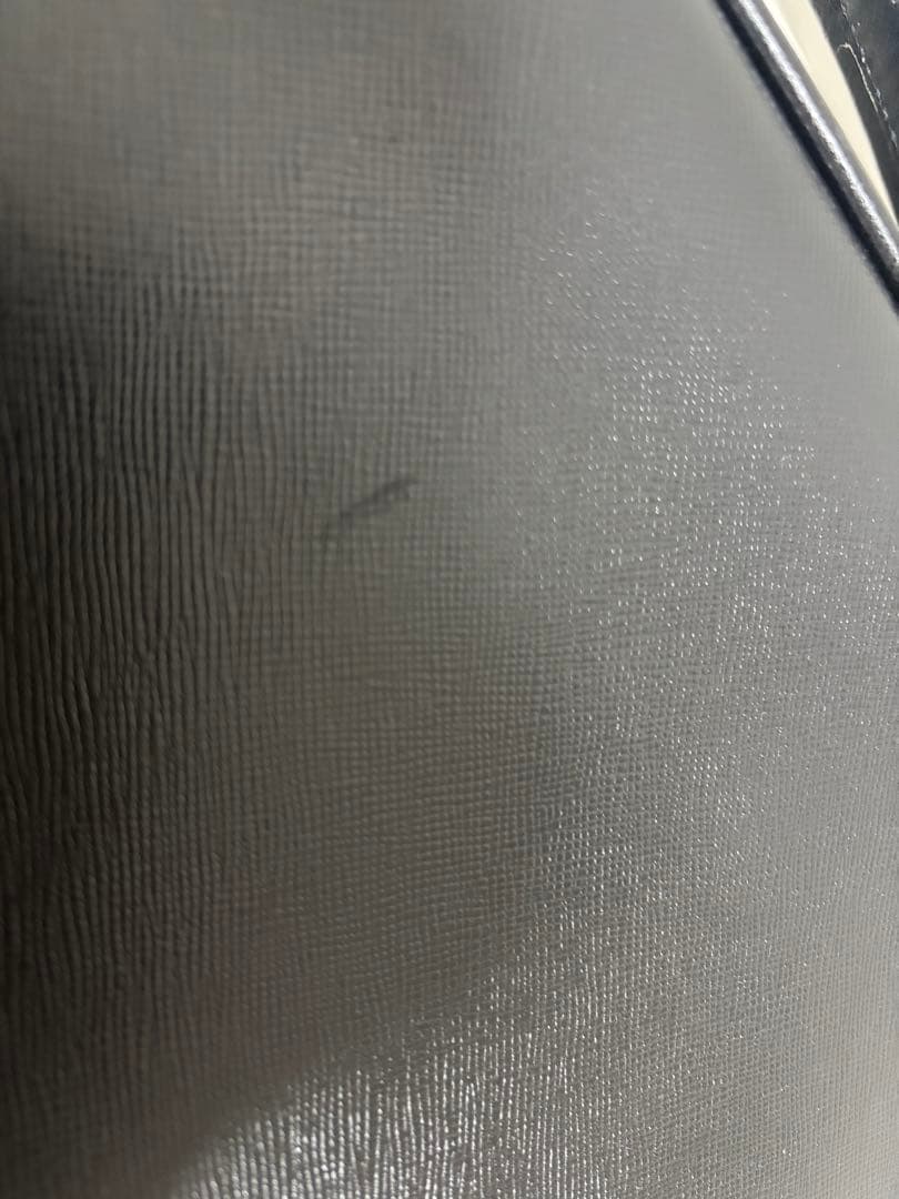 【鍵付き南京錠】PRADA ビジネスバッグ 三角ロゴ サフィアーノレザー メンズ