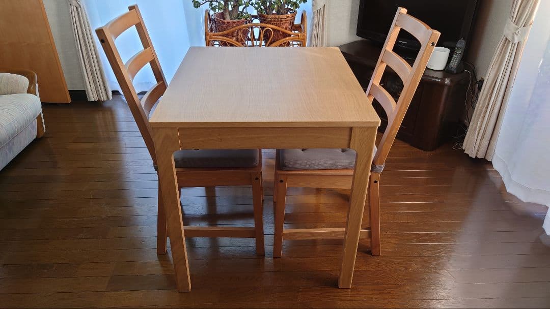 IKEA、オーク調、伸長式テーブル:エーゲダレーン（テーブルのみ)