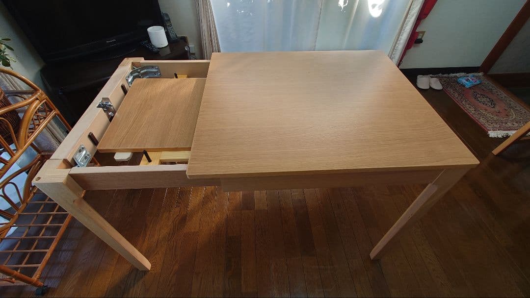 IKEA、オーク調、伸長式テーブル:エーゲダレーン（テーブルのみ)