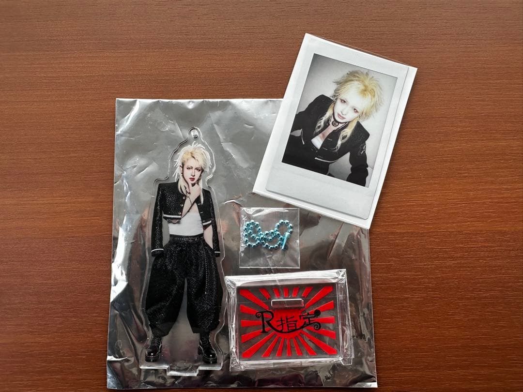 R指定 アクリルスタンド(マモ・七星)＋チェキ5枚