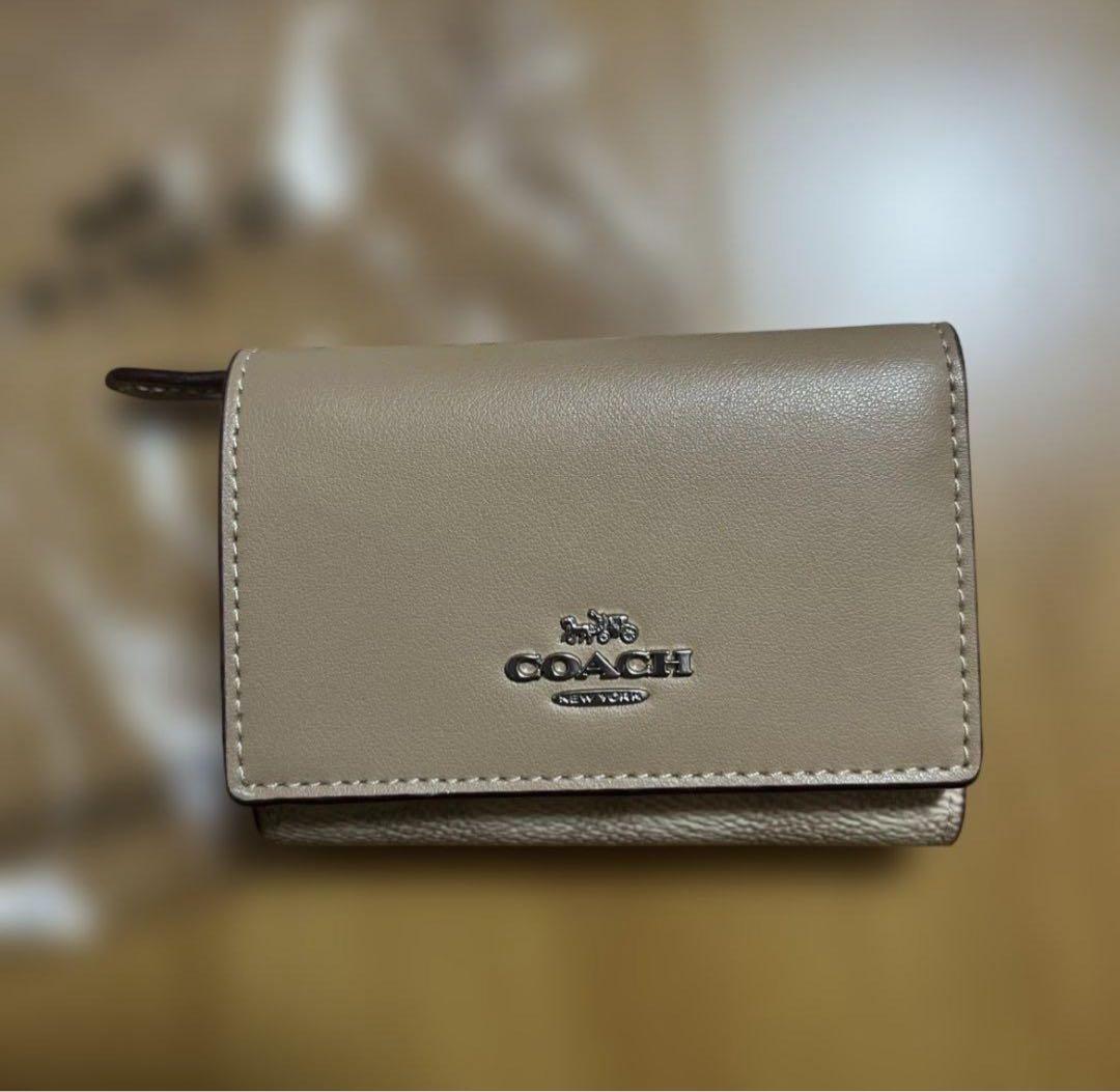 d*n様 新品未使用　COACH　折り財布　マイクロウォレット　ベージュ