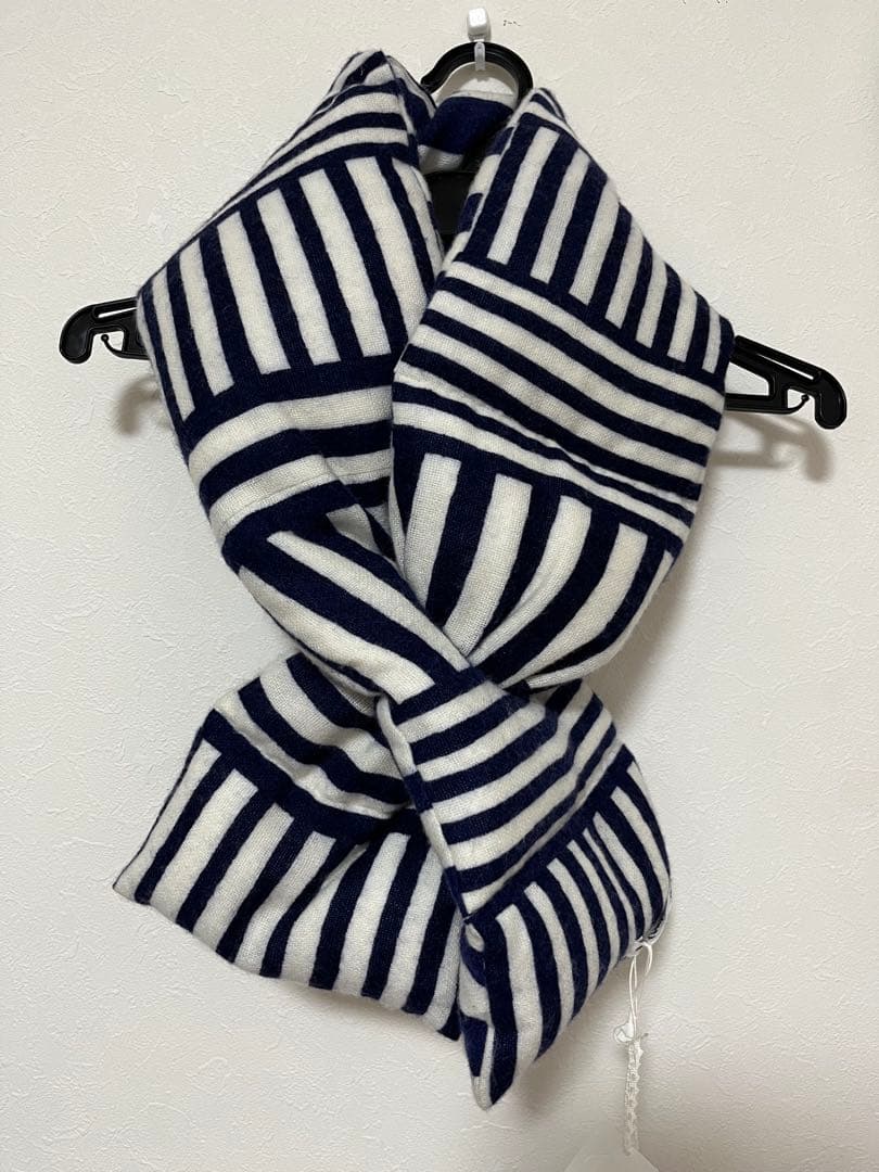 ミナペルホネン カシミヤ ダウン マフラー 新品 タグ付き mina - メルカリ