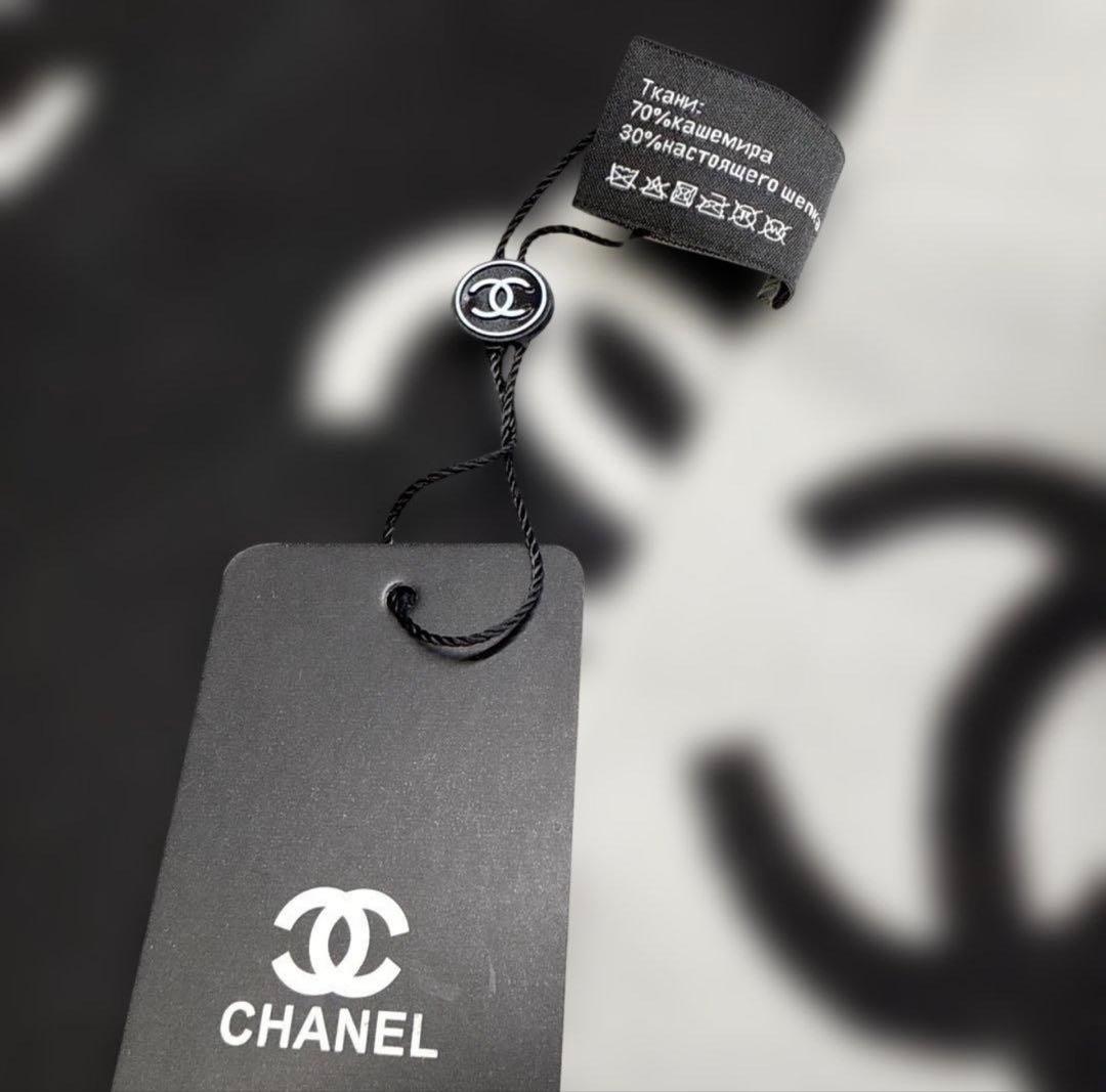ノベルティ リバーシブルマフラー ブラック/ホワイト CHANEL ロゴ 黒