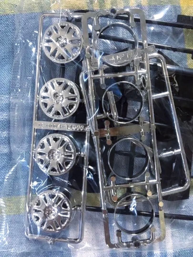 絶版 アオシマ 1/24 モードパルファム PF50 プレジデント 黒版 - メルカリ