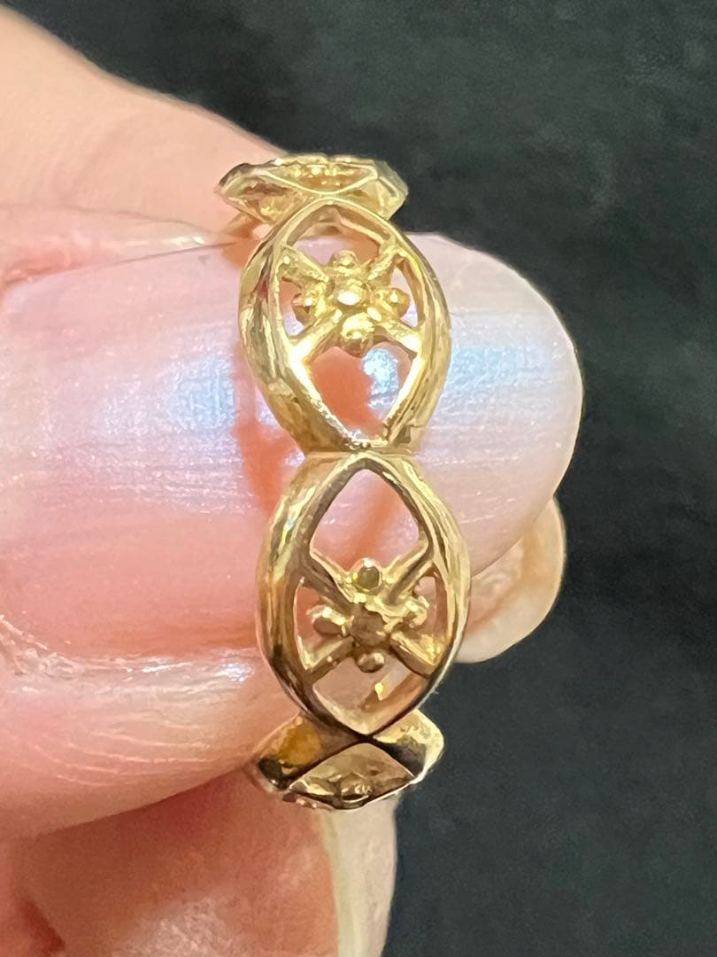 K18ゴールド 花模様 透かしリング2.1グラム