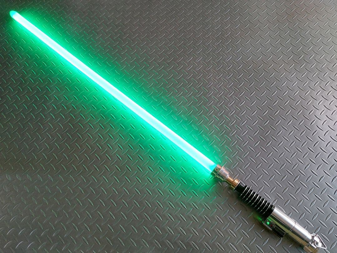 カスタムライトセーバー【LukeROTJ V1 Variant】XENO3新品 充電