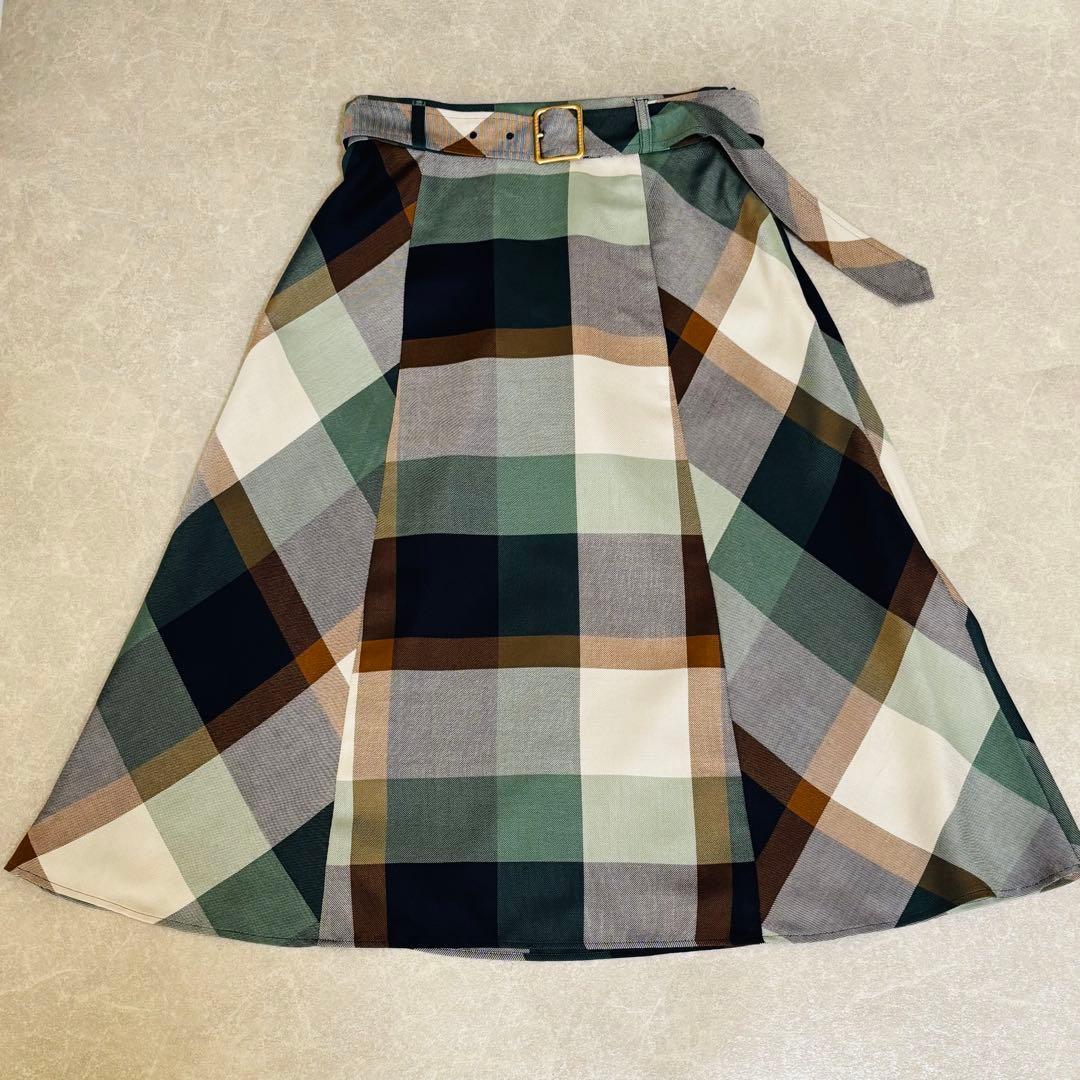 ブルーレーベル｜緑チェック フレア ベルト Aライン ミモレ 秋冬 大人可愛い