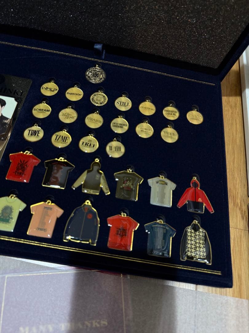 東方神起　10周年記念ボックスと4月2日東京限定チャーム