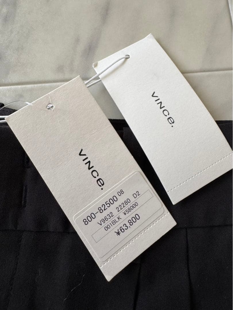 【新品未使用】定価6.4万円Vince ブラック ハイウェストショートパンツ
