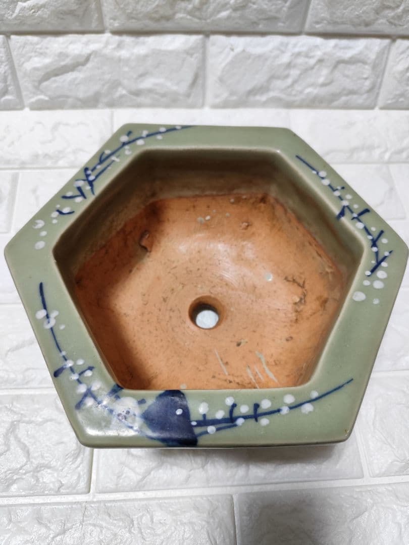 盆栽鉢 梅文 青磁染付 植木鉢 六角 　三本足