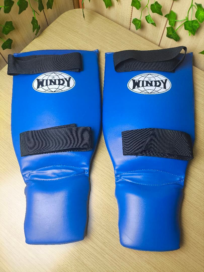 WINDY ウィンディ ボクシンググローブ12oz レガースM 青