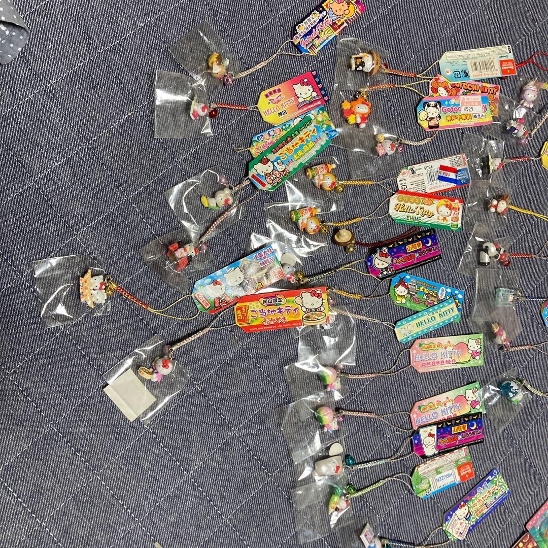 専用　　 ハローキティ ストラップ 37個　チャーム19 個　キーホルダー3個
