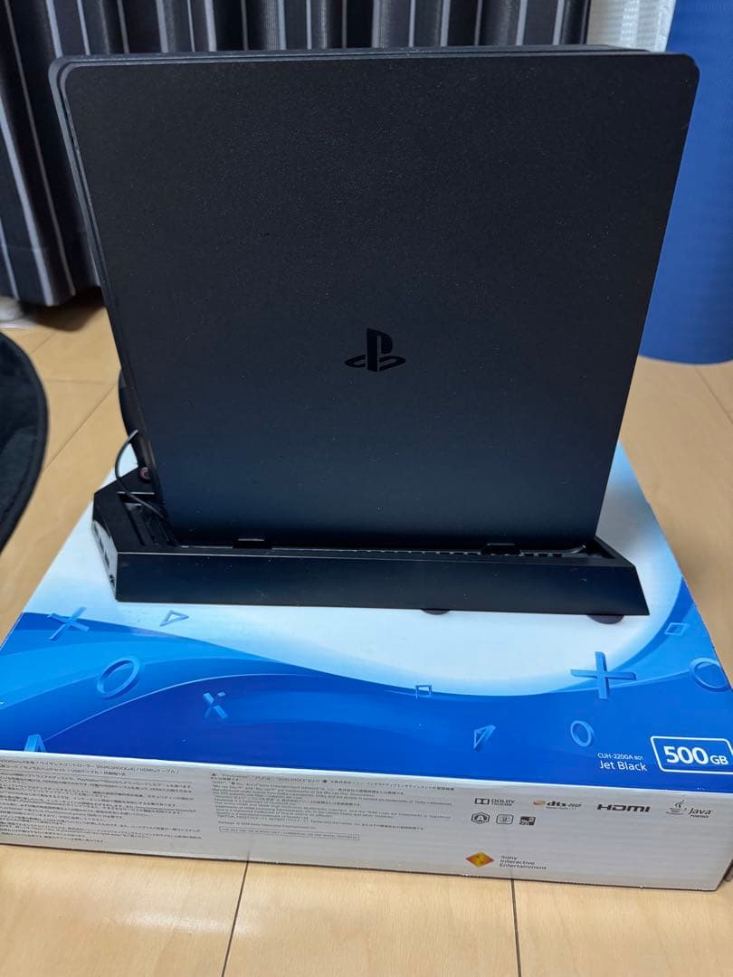 「PlayStation®4 500GB CUH-2200AB01」おまけ多数