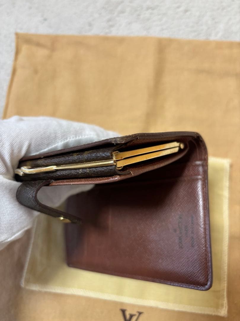 R*E様 LOUIS VUITTON 二つ折り財布 モノグラム　ポルトモネビエヴ