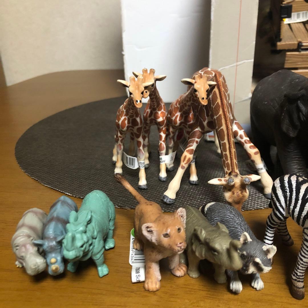シュライヒ(Schleich) フィギュア 33体+トラック1台セット その他3
