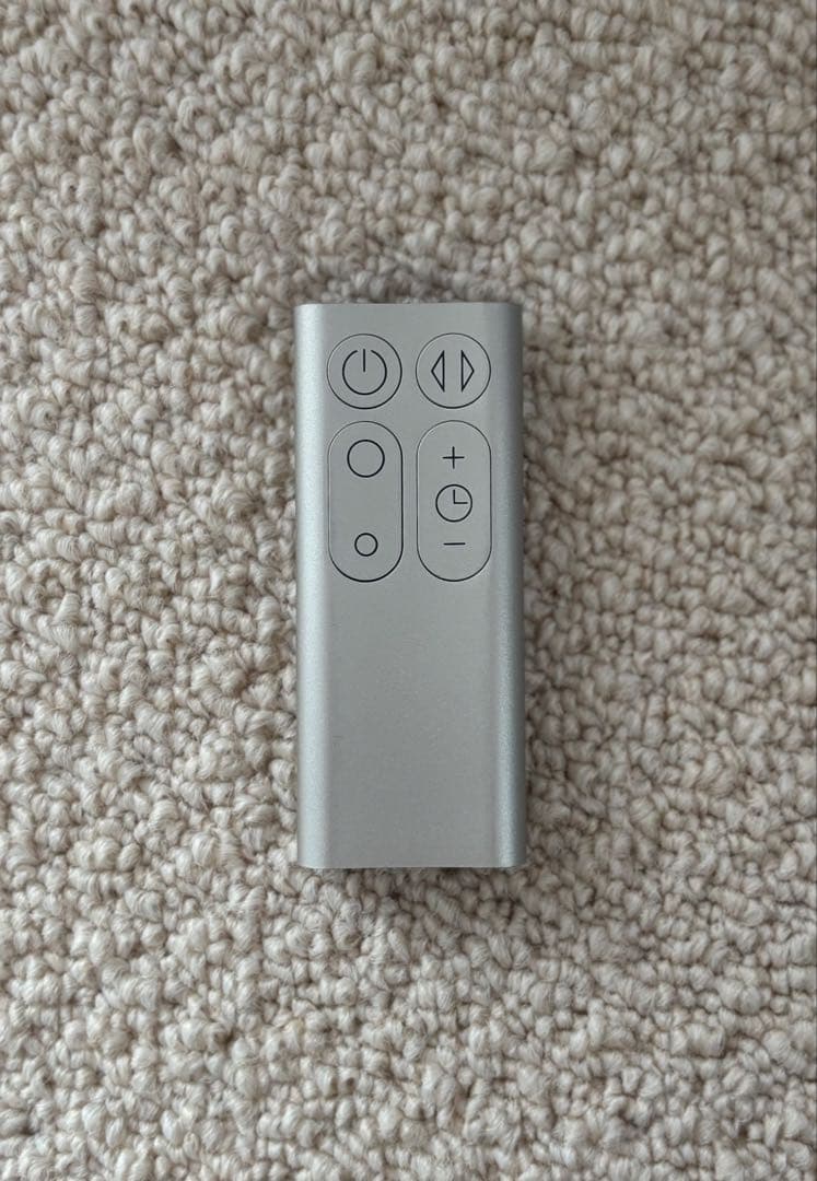 ダイソン 空気清浄機能付タワーファン　Pure Cool (TP00 WS)