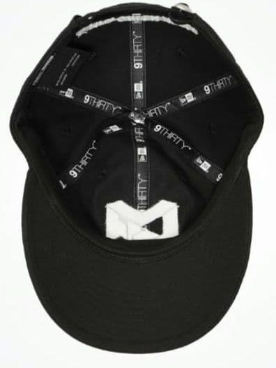 Mrs.GREENAPPLE × NEWERA CAP 