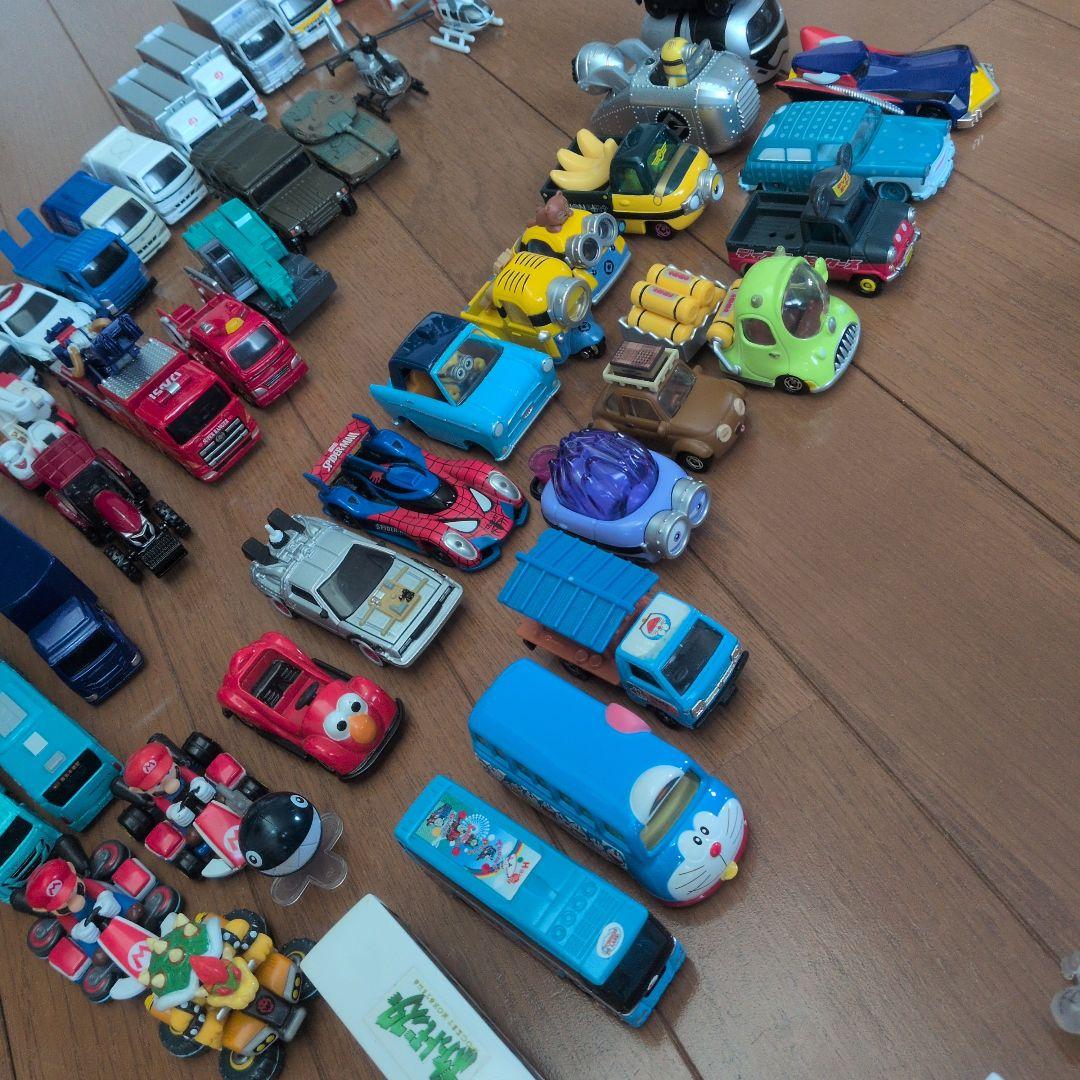 トミカ 約100台 まとめ売り　siku　ホットウィール　トミカ4D
