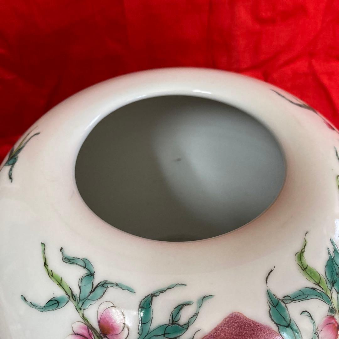 中国色絵粉彩壺九桃蝙蝠図大清雍正年製銘