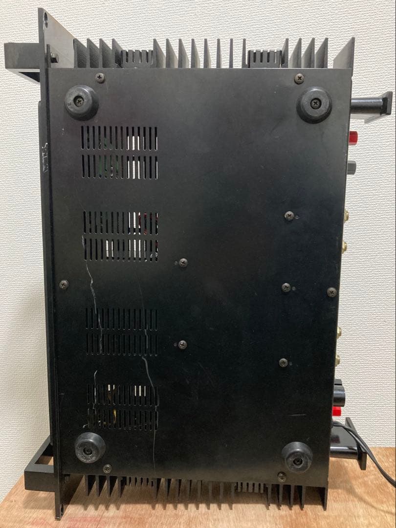 YAMAHA P2050 パワーアンプ　動作品