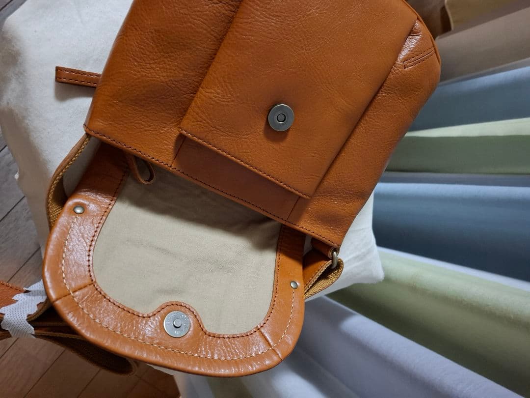 riiharu★未使用★Dakota　ダコタ　牛革　ショルダーバッグ　新作