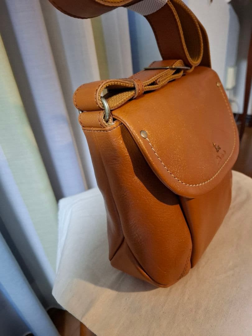 riiharu★未使用★Dakota　ダコタ　牛革　ショルダーバッグ　新作