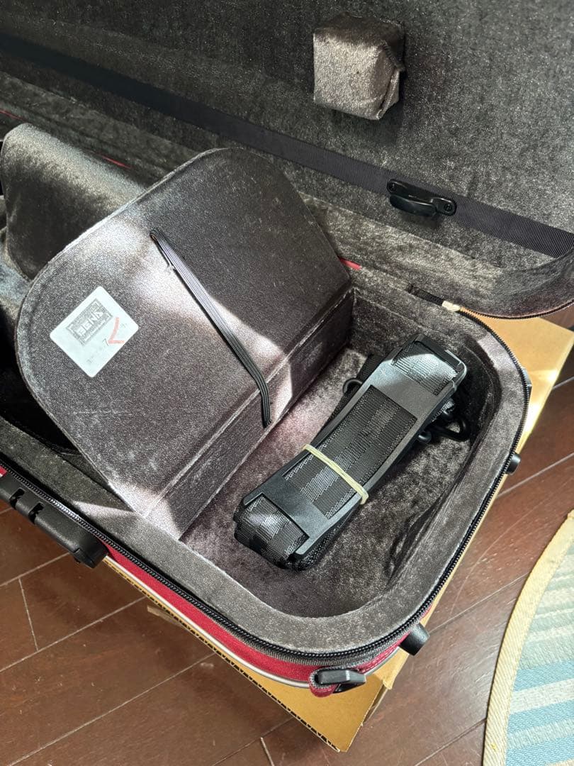 PM900新品軽量 ハイクォリティバイオリンケース　紺、赤選択可能