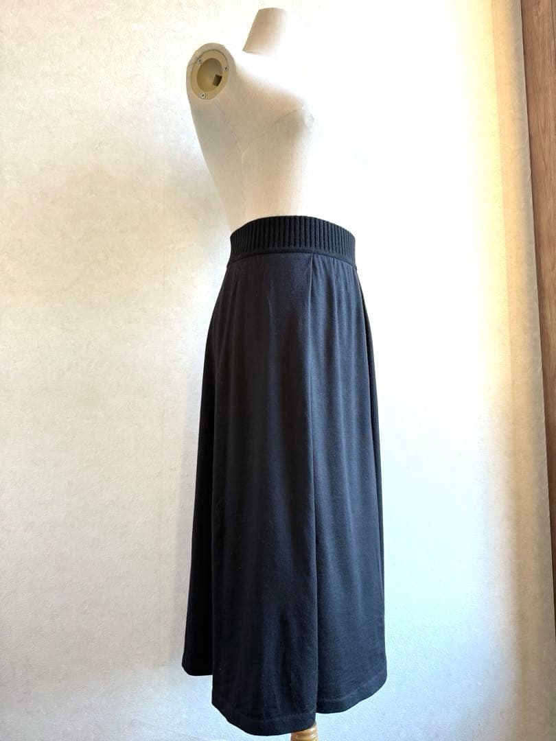 ロロピアーナ定価３８万雑誌＆公式掲載カシミアシルクボックスプリーツフレアスカート