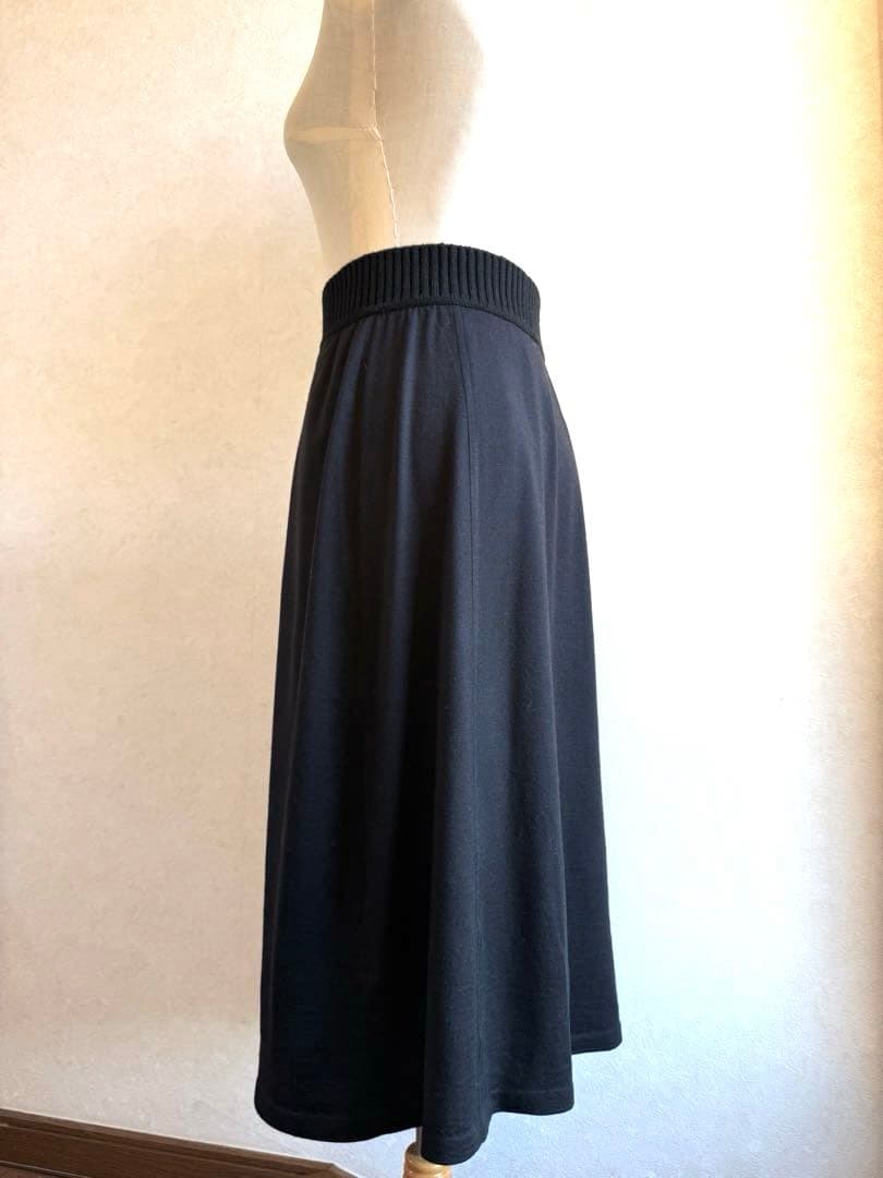 ロロピアーナ定価３８万雑誌＆公式掲載カシミアシルクボックスプリーツフレアスカート