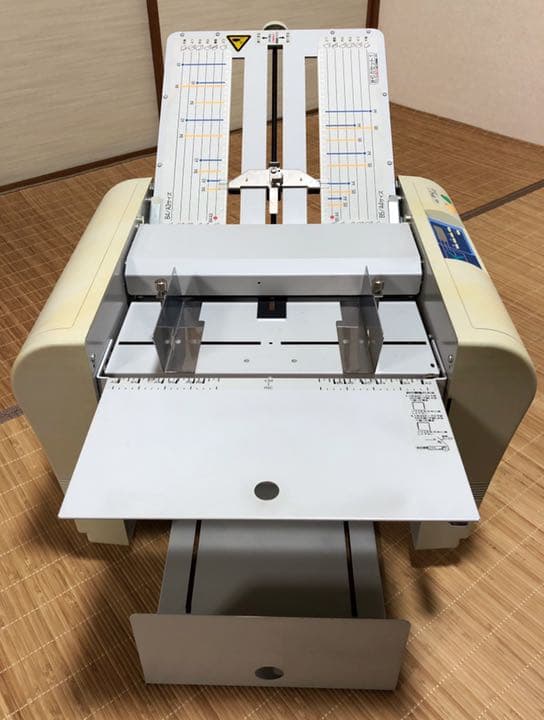 全自動紙折機 株式会社ライオン事務器 LF-821N