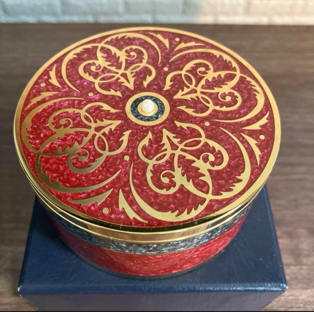 美品】MIKIMOTO ミキモト ジュエリーケース クリスタルラッカー 赤