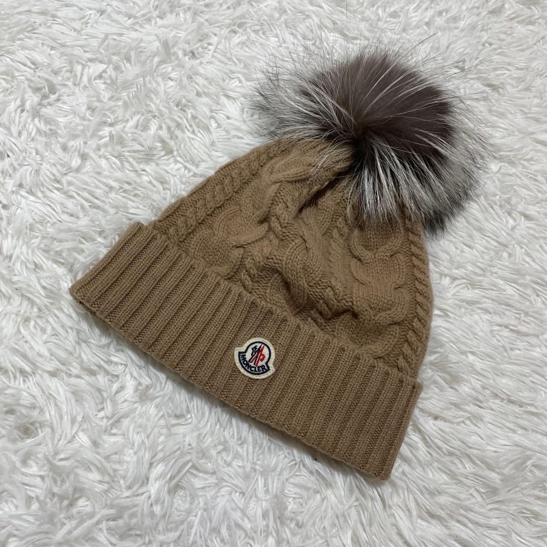 未使用タグ付モンクレールシルバーフォックスファー ニットキャップ
