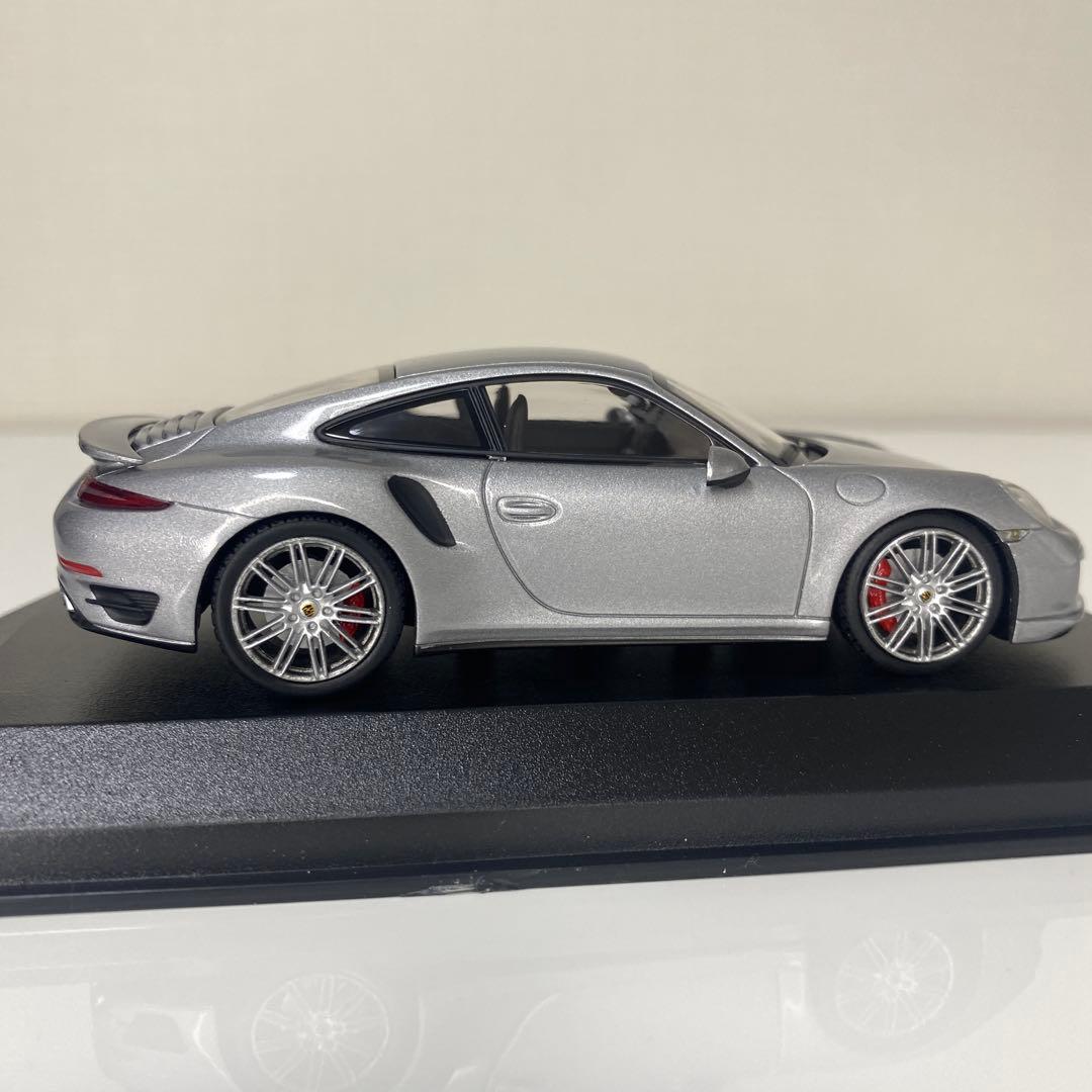 ミニカー 1/43 PORSCHE 911 (991) Turbo / PMA