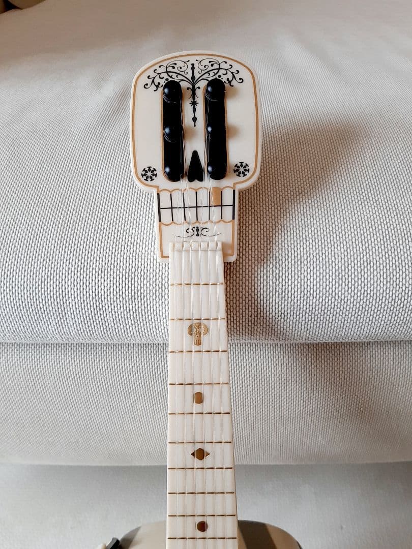 ディズニー　ピクサー　リメンバーミー　COCOギター　ポップコーンバケット