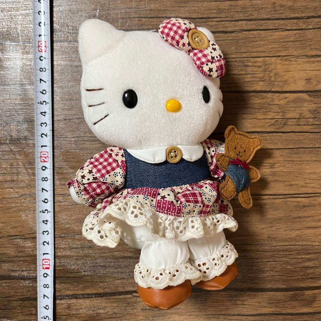 ハローキティ　レトロなぬいぐるみ　くまちゃん