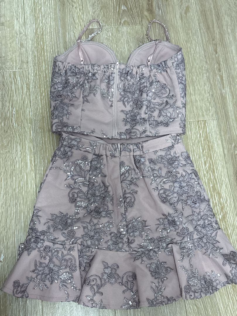 【Jewels】スパンコール刺繍レースセットアップミニドレス Sサイズ