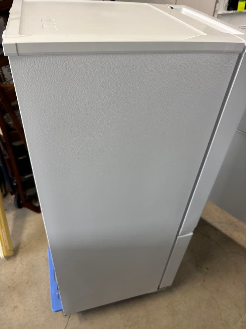 ヤマダ冷凍冷蔵庫　YRZ-F15J 156L 大容量ドアポケット2023年製T